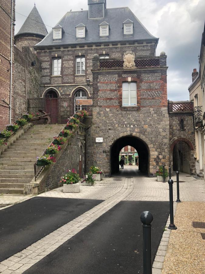 Le Lion D Or Apartment Le Tréport Екстериор снимка